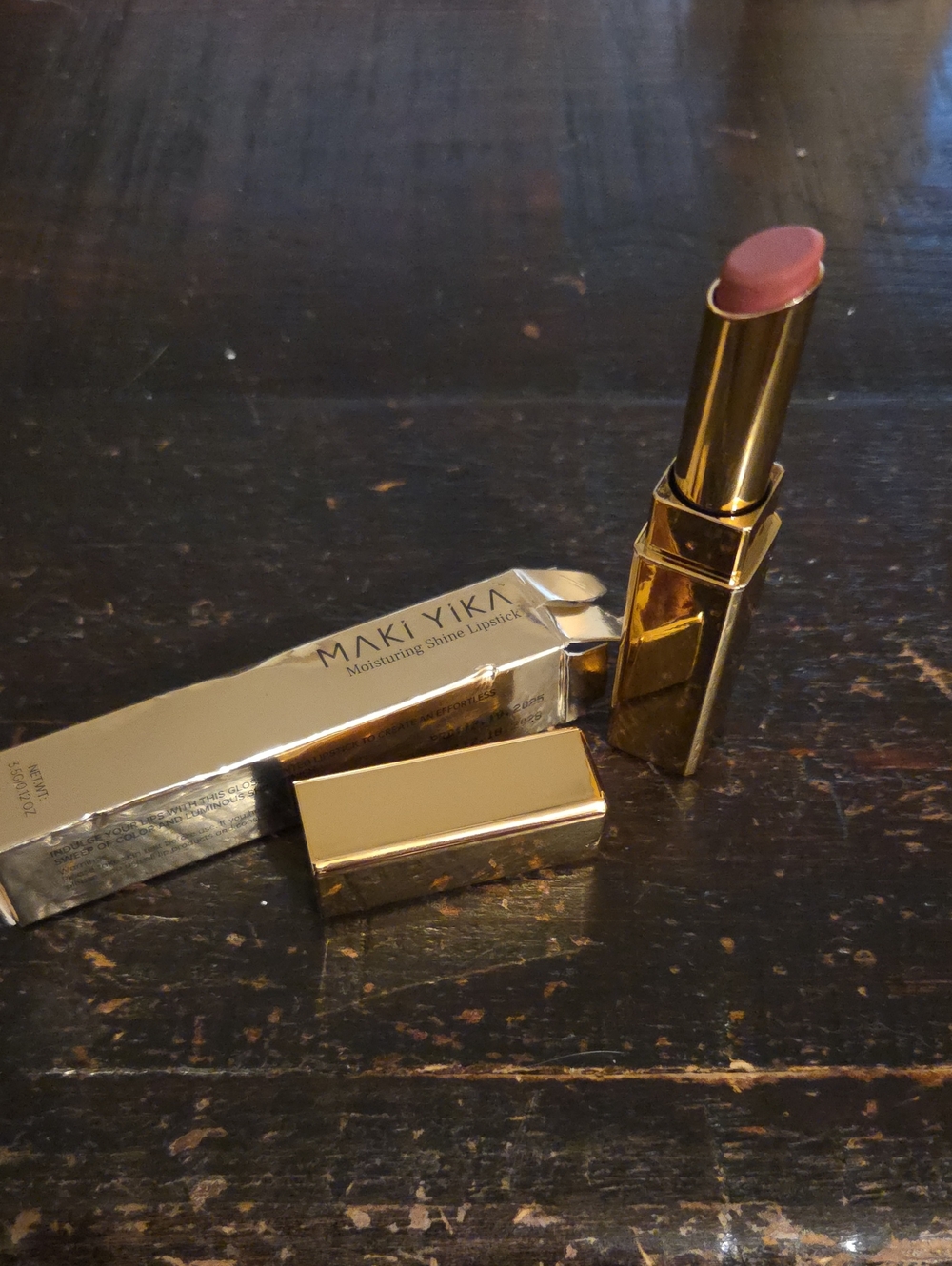 Maki Yika Moisturizing Shine Lipstick - Mica Nude